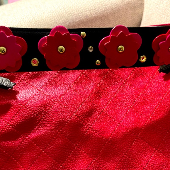 Betsey Johnson  Red Quilted Shoulder Bag - Picture 7 of 8